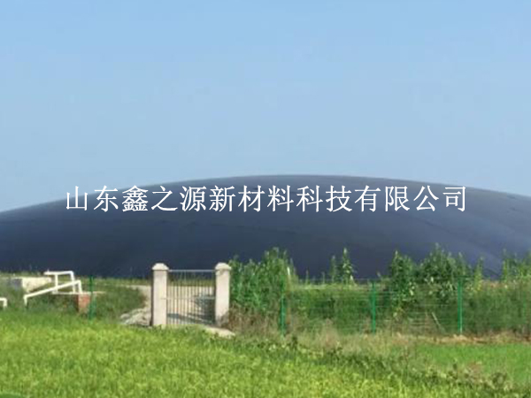 仔細(xì)檢測沼氣池黑膜滲透點(diǎn)，保障工程質(zhì)量