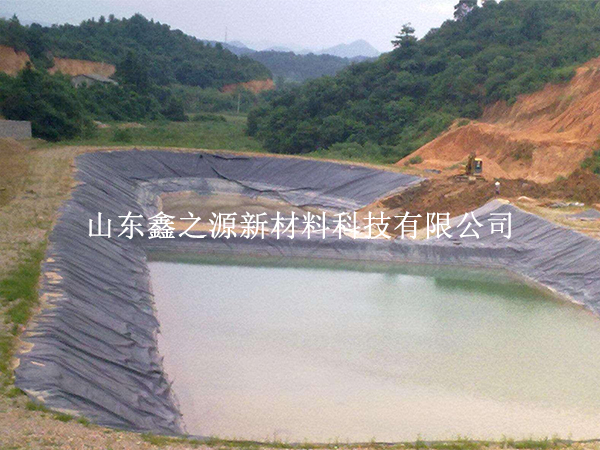 哪些因素可能會(huì)破壞蓄水池hdpe土工膜？
