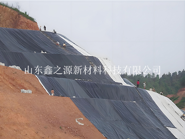 垃圾填埋場土工膜在膨脹土質(zhì)下出現(xiàn)損壞該如何修補(bǔ)？