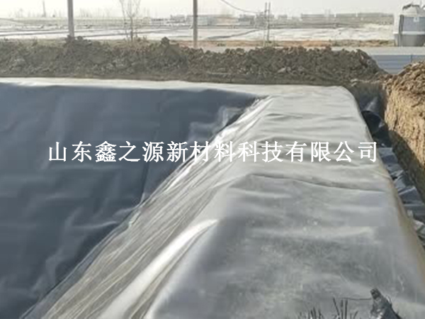 關(guān)于魚塘防滲膜接縫處理有哪些施工經(jīng)驗(yàn)？