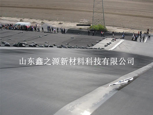 沼氣池黑膜鋪出褶皺？5 大原因找準(zhǔn)了才能對(duì)癥下藥